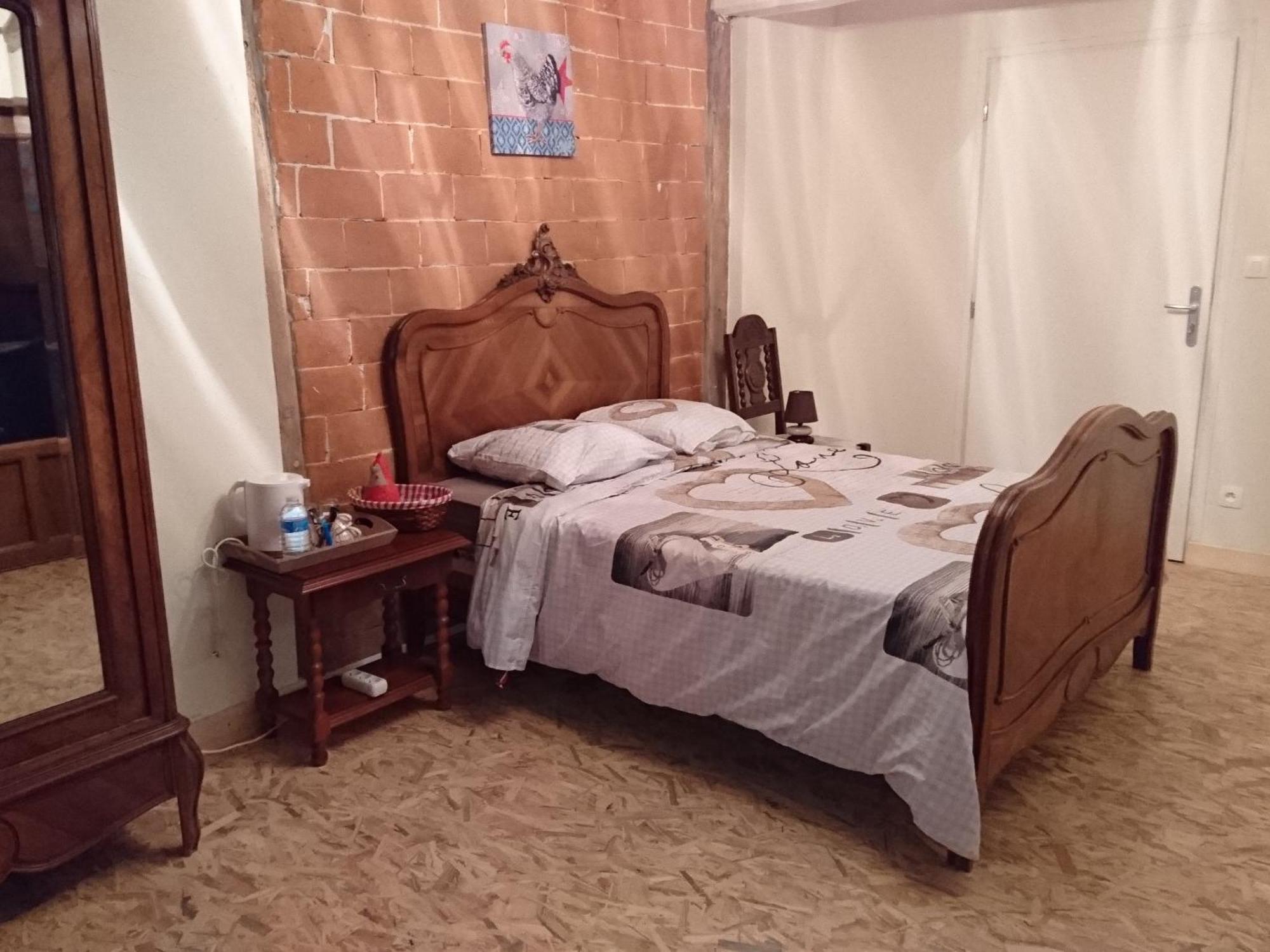 Curciat-Dongalon A La Poularde B&B חדר תמונה